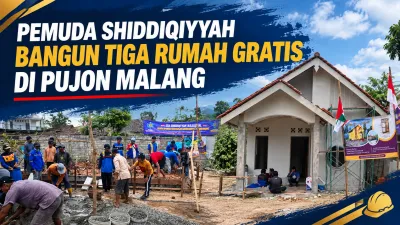 Pemuda Shiddiqiyyah Bangun Tiga Rumah Gratis di Pujon Malang